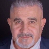 Guardian, Homme toutes mains