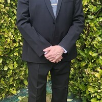 Gardien, Homme toutes mains