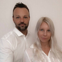 House manager, Domestic couple