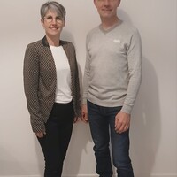 Couple de gardiens, Factotum