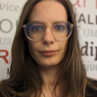 Assistante administrative, Estate worker