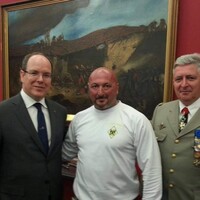 Household couple, Bodyguard