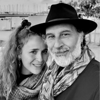 Domestic couple, Caretaker couple