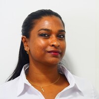 Dame de compagnie, Nanny