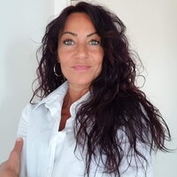 Governess, Aide soignant