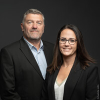 Couple de gardiens, Couple de rgisseurs